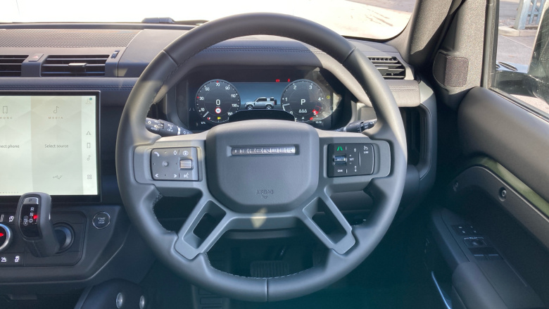 Land Rover Defender 3.0 D250 X-Dynamic SE 90 3dr Auto Diesel Estate